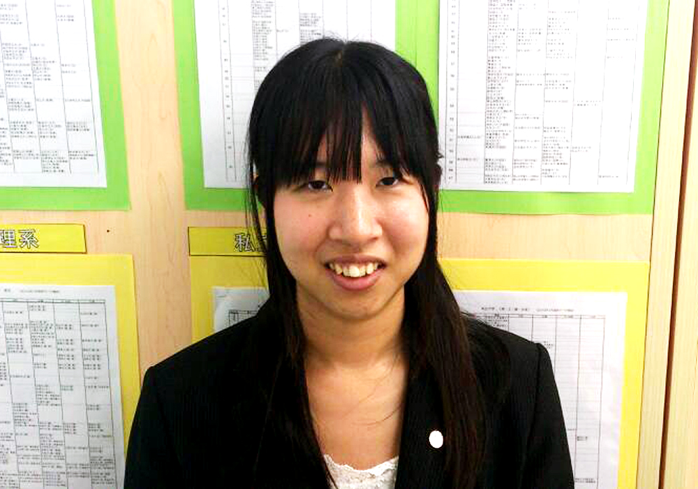 教室長 西村亜有美